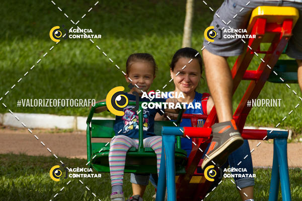 Buy your photos of the eventDia de Conscientizao do Autismo #Canoas #ClnicaMarantha on Fotop