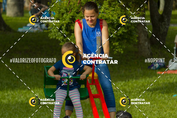 Buy your photos of the eventDia de Conscientizao do Autismo #Canoas #ClnicaMarantha on Fotop