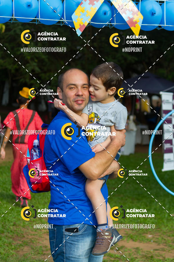 Buy your photos of the eventDia de Conscientizao do Autismo #Canoas #ClnicaMarantha on Fotop