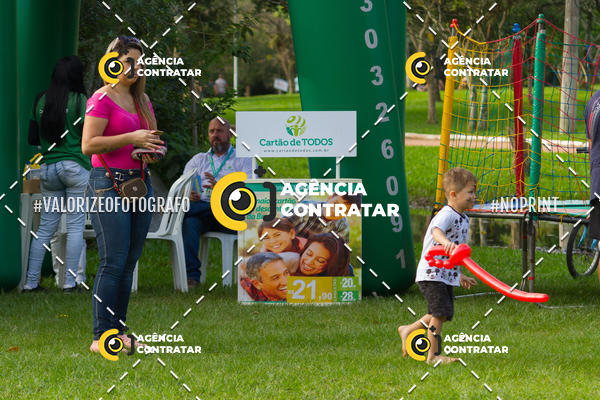 Buy your photos of the eventDia de Conscientizao do Autismo #Canoas #ClnicaMarantha on Fotop