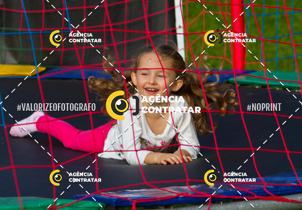 Buy your photos of the eventDia de Conscientizao do Autismo #Canoas #ClnicaMarantha on Fotop