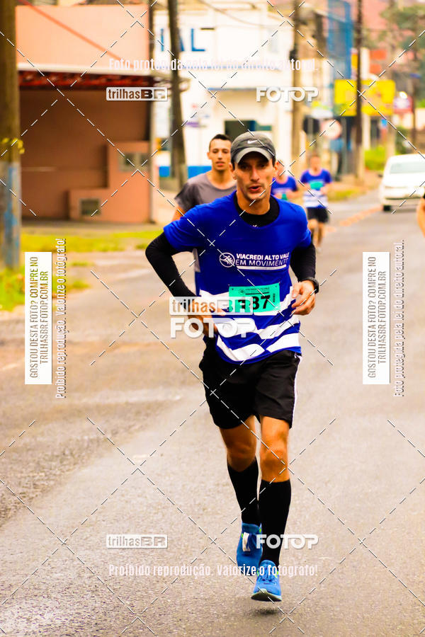Buy your photos of the event2 Viacredi Alto Vale em Movimento on Fotop