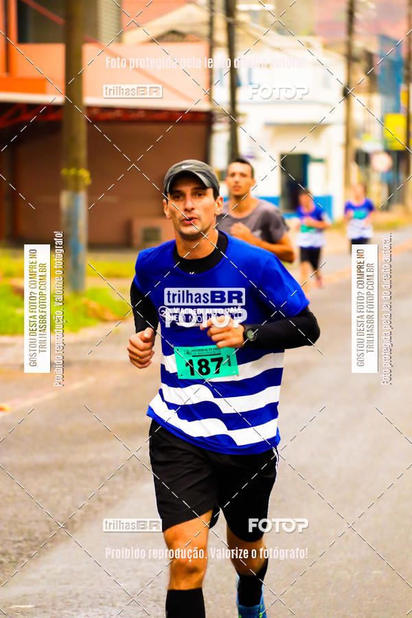 Buy your photos of the event2 Viacredi Alto Vale em Movimento on Fotop