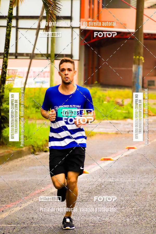 Buy your photos of the event2 Viacredi Alto Vale em Movimento on Fotop