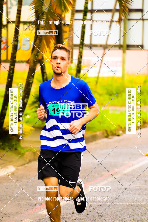 Buy your photos of the event2 Viacredi Alto Vale em Movimento on Fotop