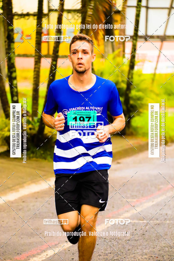 Buy your photos of the event2 Viacredi Alto Vale em Movimento on Fotop