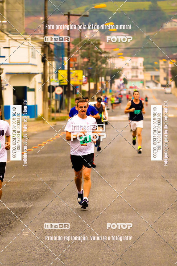 Buy your photos of the event2 Viacredi Alto Vale em Movimento on Fotop