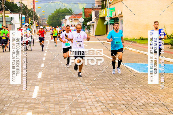 Buy your photos of the event2 Viacredi Alto Vale em Movimento on Fotop