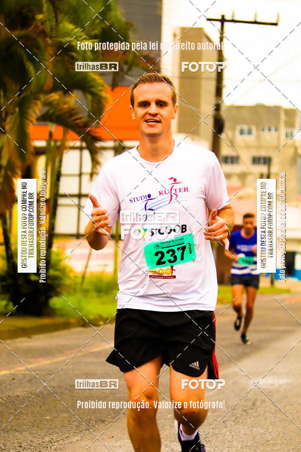 Buy your photos of the event2 Viacredi Alto Vale em Movimento on Fotop