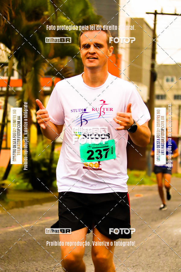Buy your photos of the event2 Viacredi Alto Vale em Movimento on Fotop