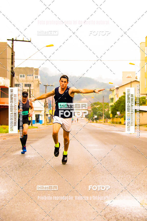 Buy your photos of the event2 Viacredi Alto Vale em Movimento on Fotop