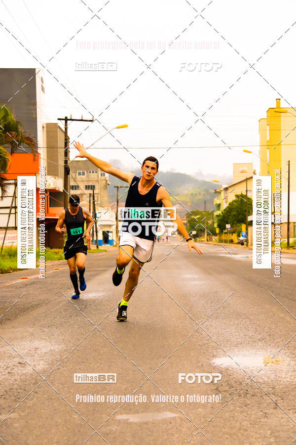 Buy your photos of the event2 Viacredi Alto Vale em Movimento on Fotop