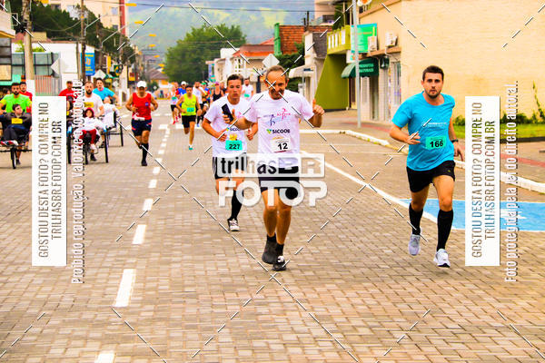 Buy your photos of the event2 Viacredi Alto Vale em Movimento on Fotop