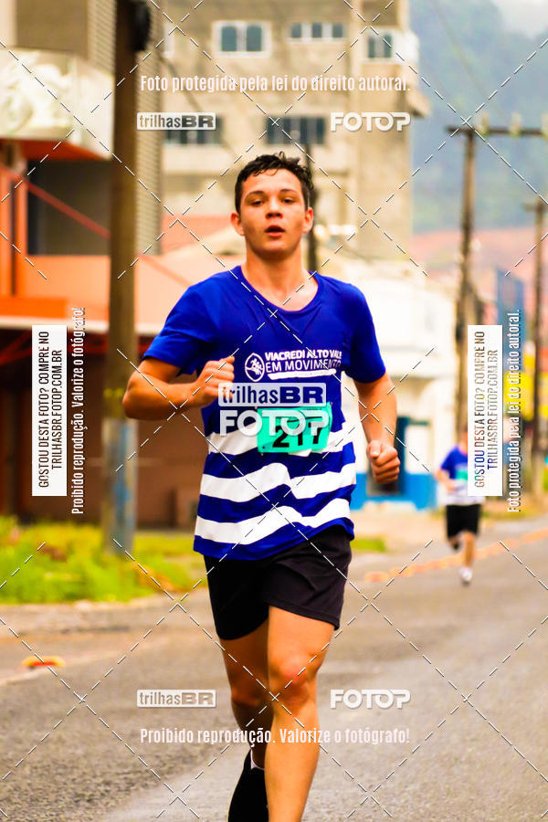 Buy your photos of the event2 Viacredi Alto Vale em Movimento on Fotop