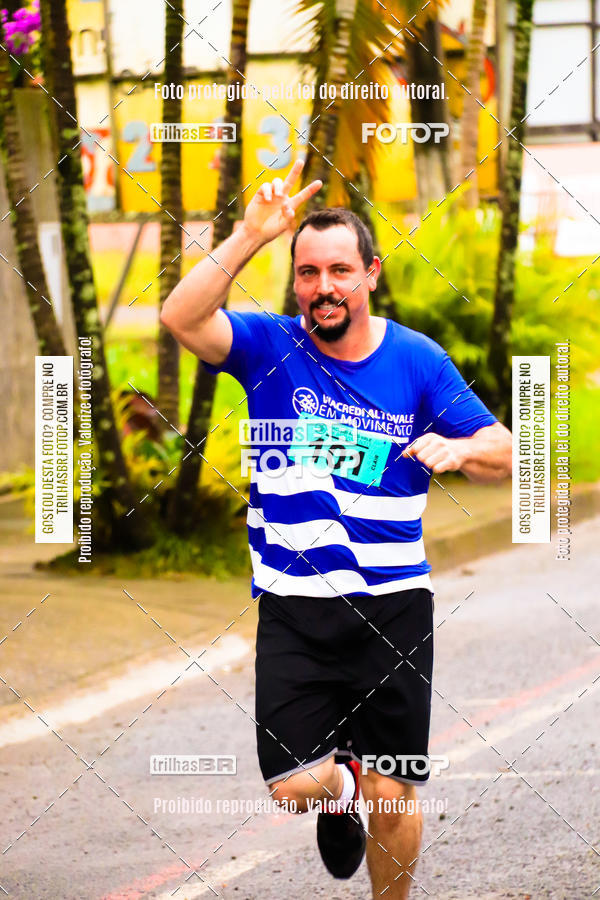 Buy your photos of the event2 Viacredi Alto Vale em Movimento on Fotop