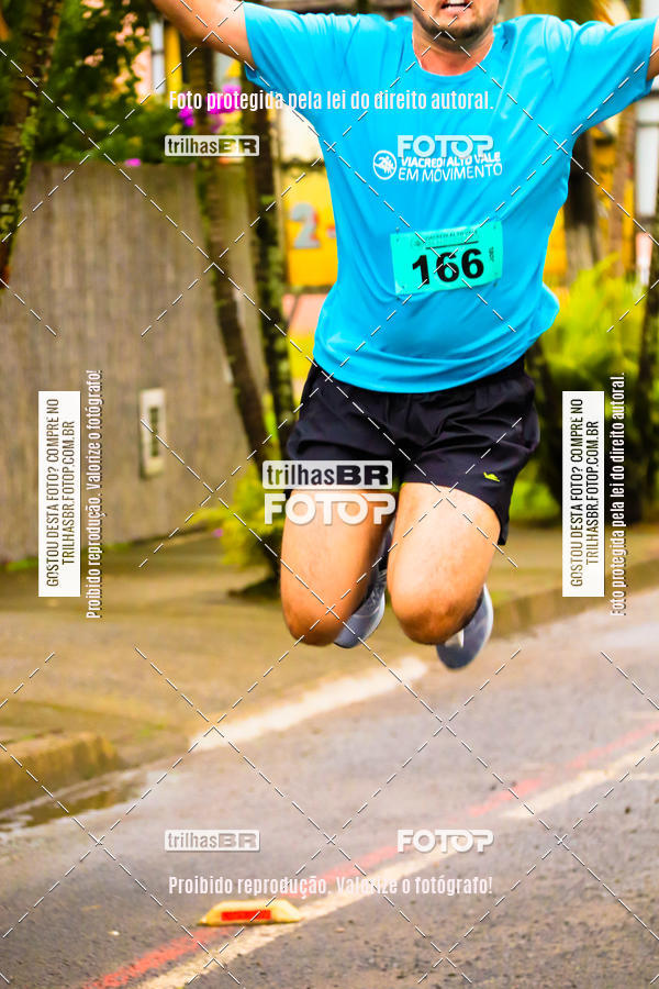 Buy your photos of the event2 Viacredi Alto Vale em Movimento on Fotop
