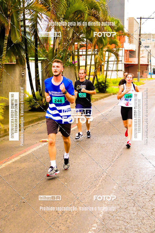 Buy your photos of the event2 Viacredi Alto Vale em Movimento on Fotop