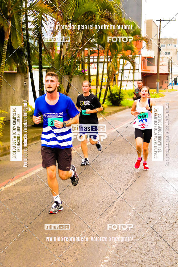 Buy your photos of the event2 Viacredi Alto Vale em Movimento on Fotop