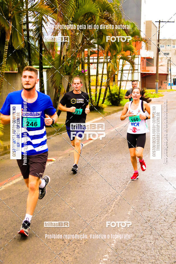 Buy your photos of the event2 Viacredi Alto Vale em Movimento on Fotop