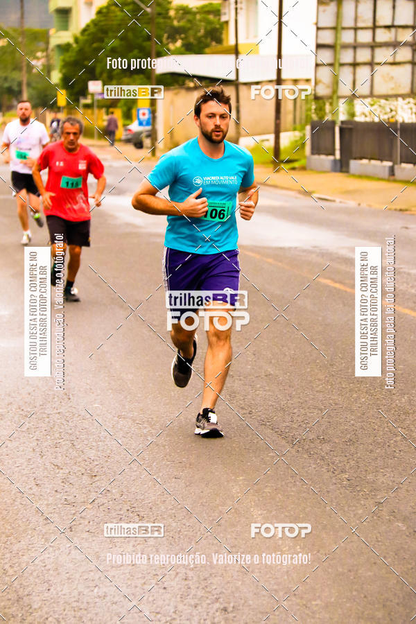 Buy your photos of the event2 Viacredi Alto Vale em Movimento on Fotop