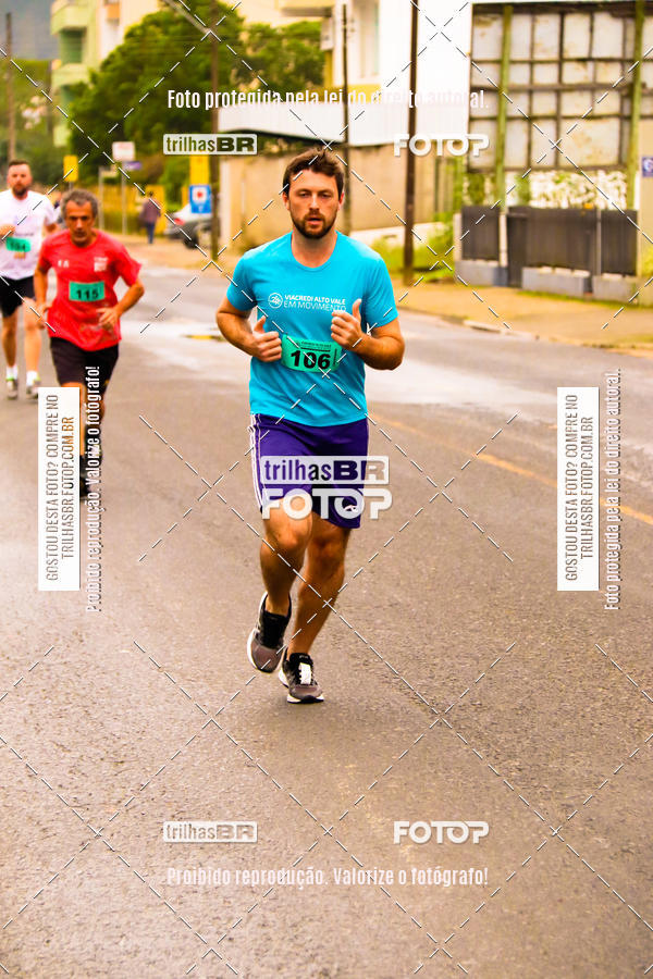 Buy your photos of the event2 Viacredi Alto Vale em Movimento on Fotop