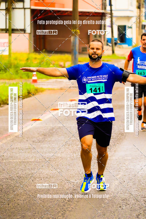 Buy your photos of the event2 Viacredi Alto Vale em Movimento on Fotop