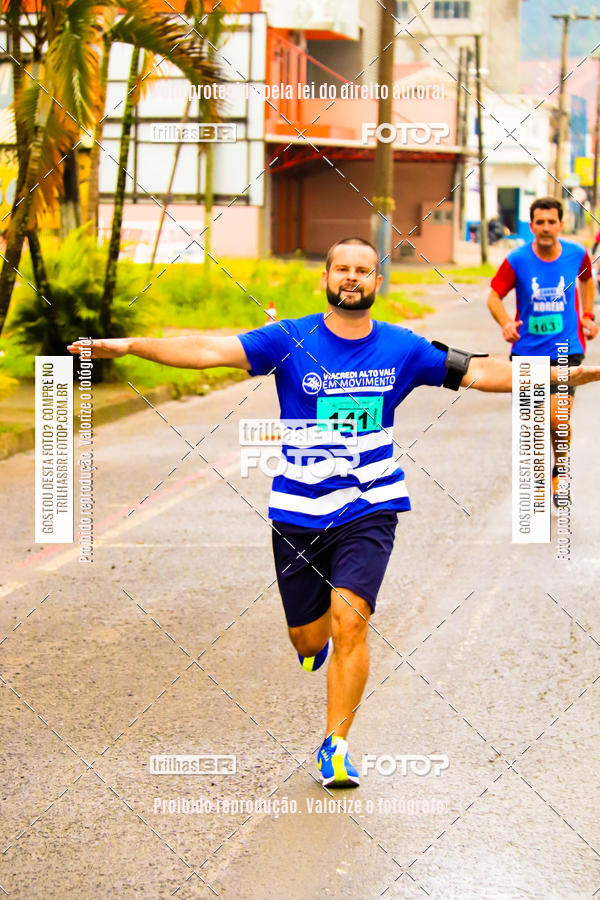 Buy your photos of the event2 Viacredi Alto Vale em Movimento on Fotop