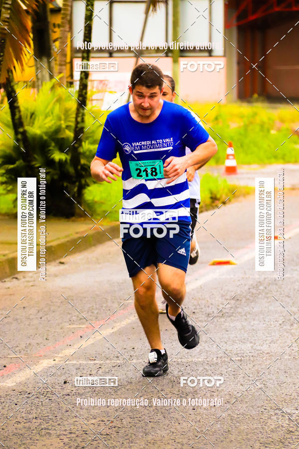 Buy your photos of the event2 Viacredi Alto Vale em Movimento on Fotop