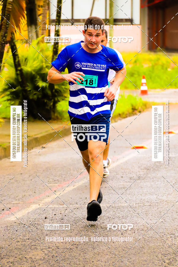 Buy your photos of the event2 Viacredi Alto Vale em Movimento on Fotop