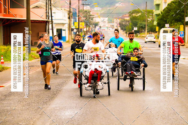Buy your photos of the event2 Viacredi Alto Vale em Movimento on Fotop