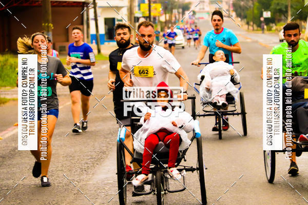 Buy your photos of the event2 Viacredi Alto Vale em Movimento on Fotop