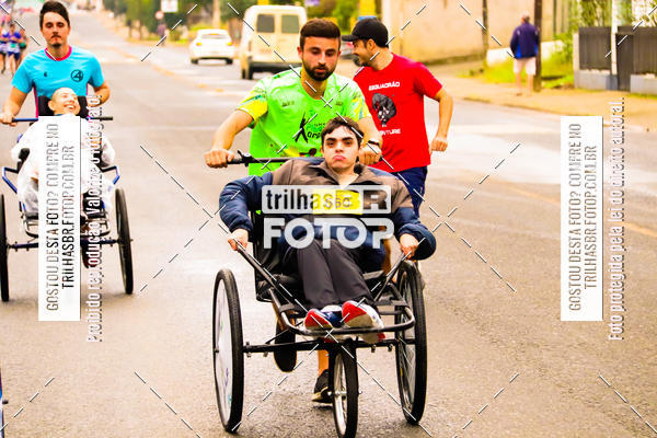 Buy your photos of the event2 Viacredi Alto Vale em Movimento on Fotop