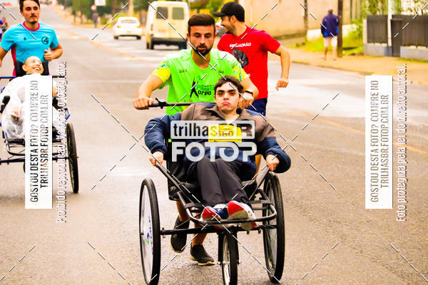 Buy your photos of the event2 Viacredi Alto Vale em Movimento on Fotop