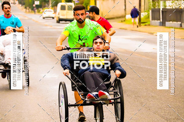 Buy your photos of the event2 Viacredi Alto Vale em Movimento on Fotop