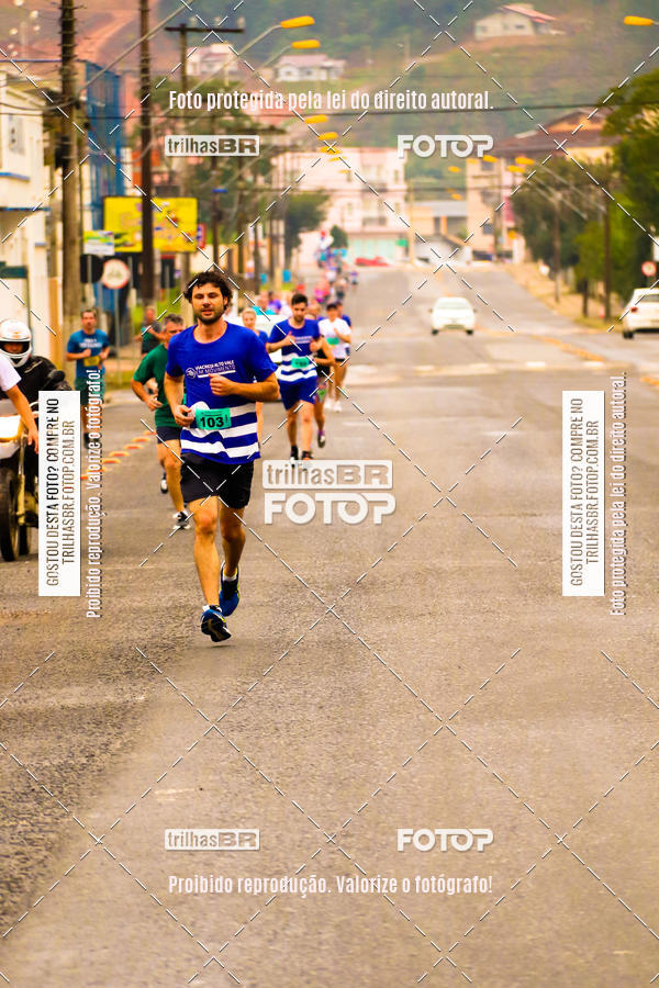 Buy your photos of the event2 Viacredi Alto Vale em Movimento on Fotop