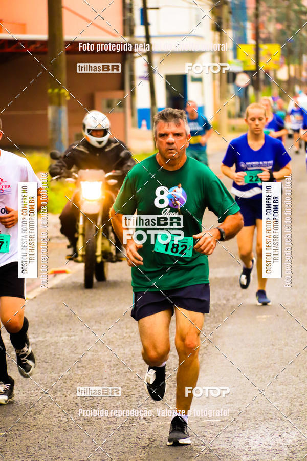 Buy your photos of the event2 Viacredi Alto Vale em Movimento on Fotop