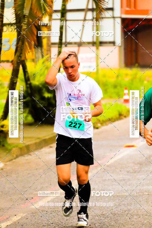 Buy your photos of the event2 Viacredi Alto Vale em Movimento on Fotop