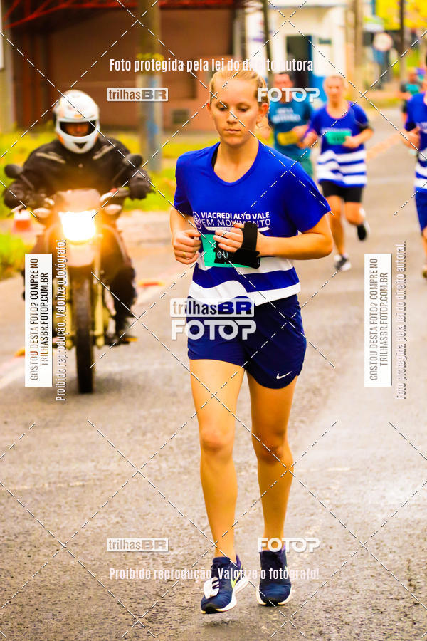 Buy your photos of the event2 Viacredi Alto Vale em Movimento on Fotop