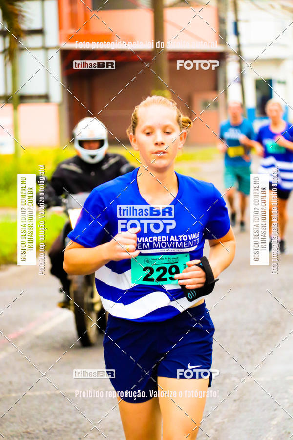 Buy your photos of the event2 Viacredi Alto Vale em Movimento on Fotop