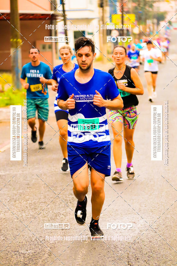 Buy your photos of the event2 Viacredi Alto Vale em Movimento on Fotop
