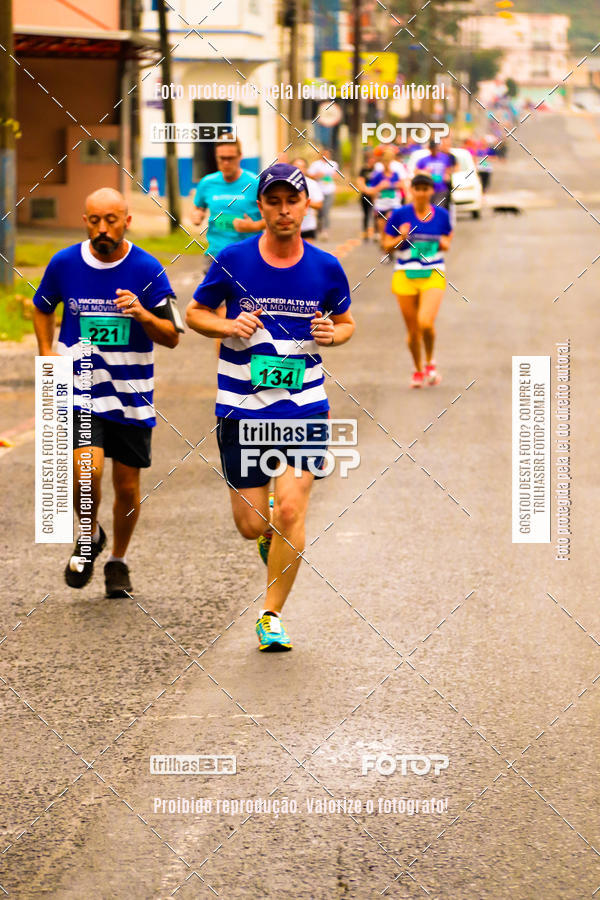 Buy your photos of the event2 Viacredi Alto Vale em Movimento on Fotop