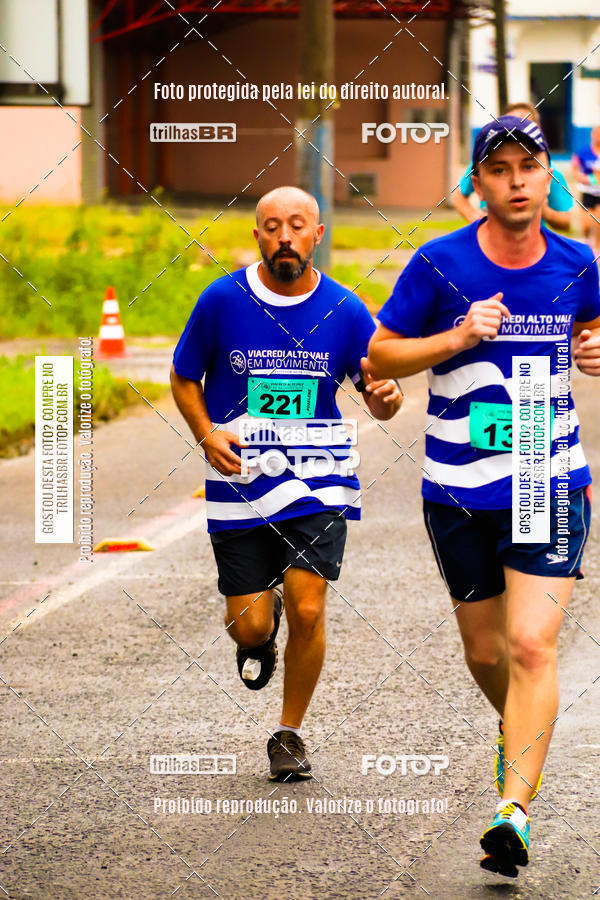 Buy your photos of the event2 Viacredi Alto Vale em Movimento on Fotop
