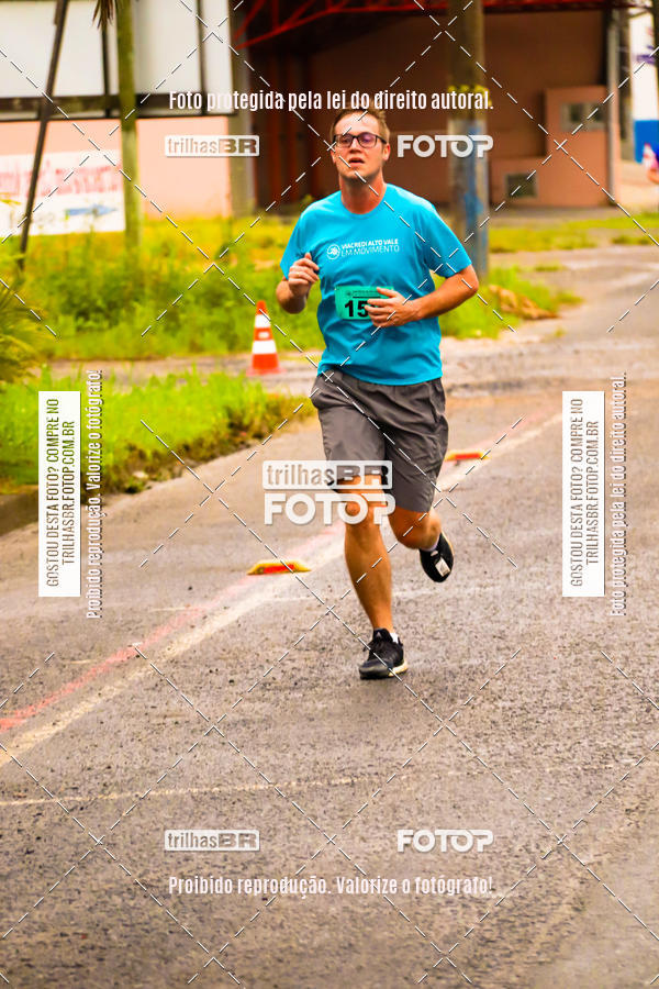 Buy your photos of the event2 Viacredi Alto Vale em Movimento on Fotop