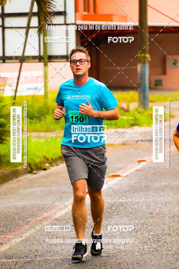 Buy your photos of the event2 Viacredi Alto Vale em Movimento on Fotop
