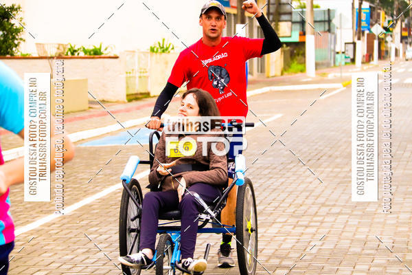 Buy your photos of the event2 Viacredi Alto Vale em Movimento on Fotop