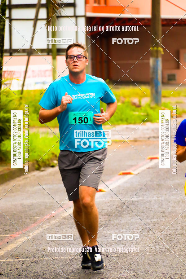 Buy your photos of the event2 Viacredi Alto Vale em Movimento on Fotop