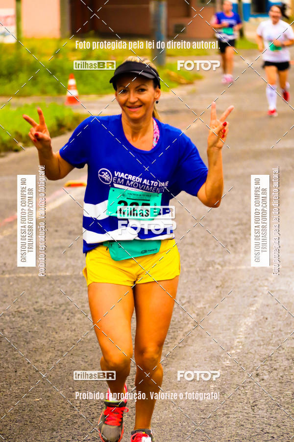 Buy your photos of the event2 Viacredi Alto Vale em Movimento on Fotop