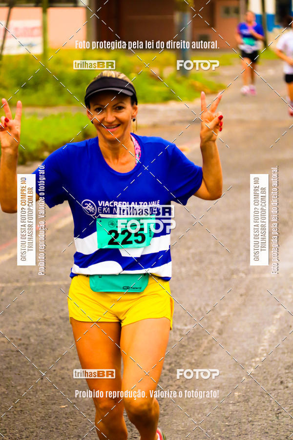 Buy your photos of the event2 Viacredi Alto Vale em Movimento on Fotop