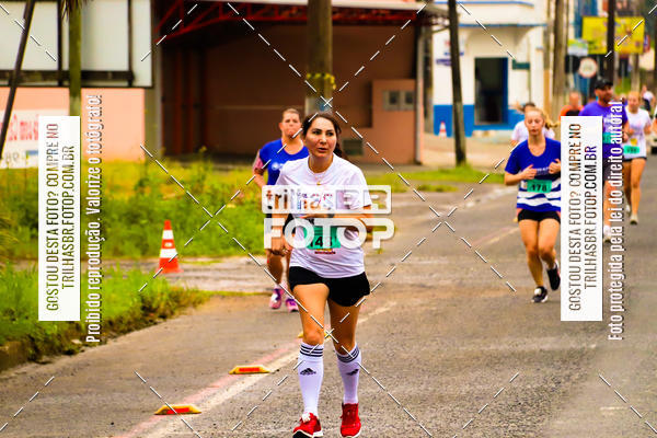 Buy your photos of the event2 Viacredi Alto Vale em Movimento on Fotop