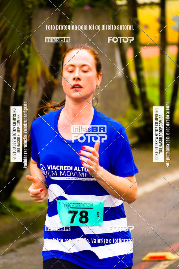 Buy your photos of the event2 Viacredi Alto Vale em Movimento on Fotop